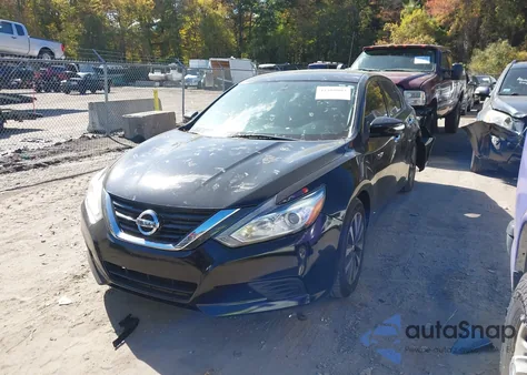 2017 Nissan Altima 2.5 Sv z USA, uszkodzony, nr VIN 1N4AL3AP8HC290433